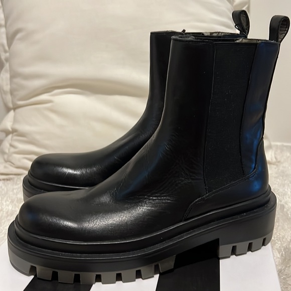 Zara Shoes - Zara Lug Sole Leather Boot —New with Tags